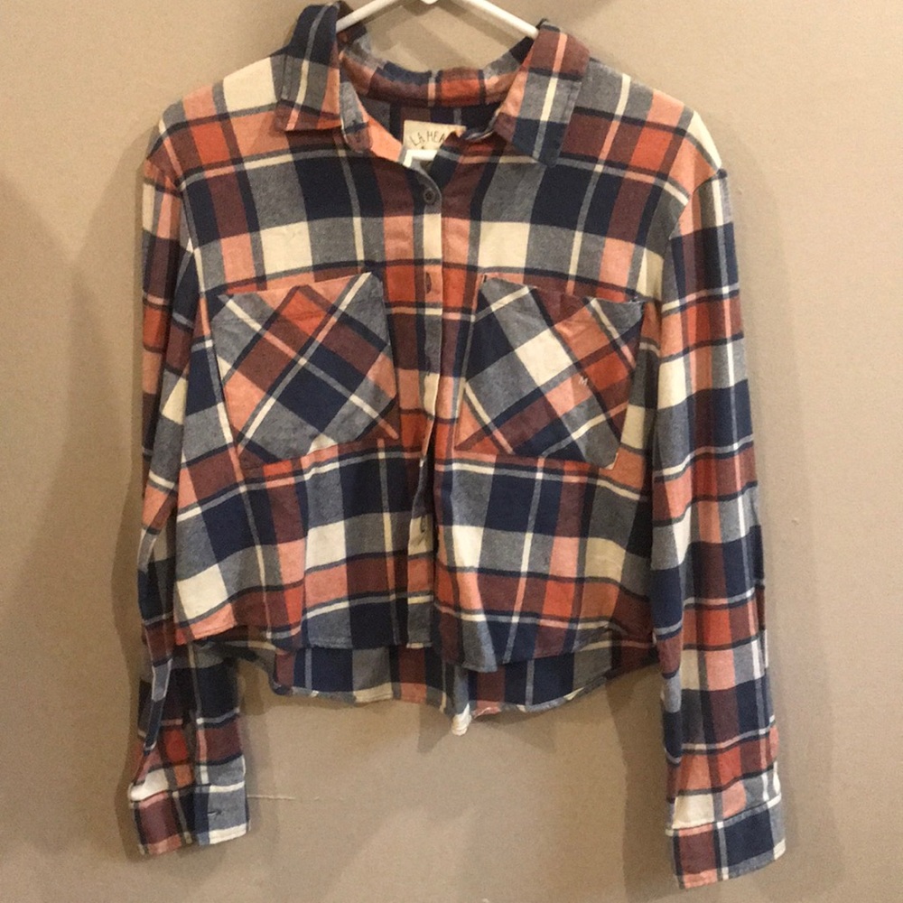 semi cropped flannel